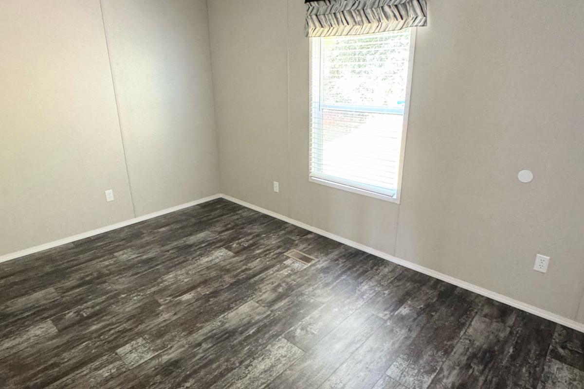 Guest bedroom